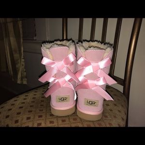 Light Pink Uggs